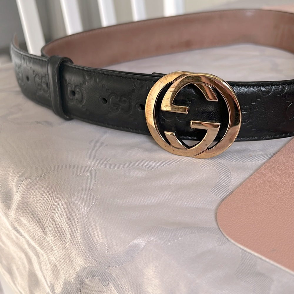 Gucci Signature Leather Belt